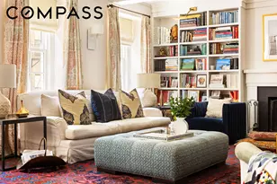 340 E 72nd St, New York City, NY 10021 - Photo 2