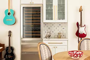 340 E 72nd St, New York City, NY 10021 - Photo 14