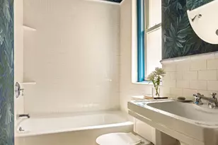 340 E 72nd St, New York City, NY 10021 - Photo 16