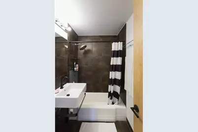 185 Hall Street #1109, Brooklyn, NY 11205 - Photo 8