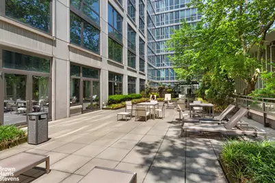 200 W End Avenue #6B, New York City, NY 10023 - Photo 10