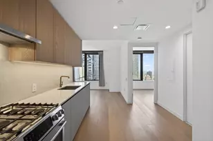 3 Ct Square, New York City, NY 11101 - Photo 2