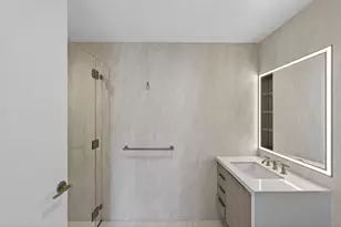 3 Ct Square, New York City, NY 11101 - Photo 14