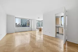 2 Columbus Ave, New York, NY 10023 - Photo 2