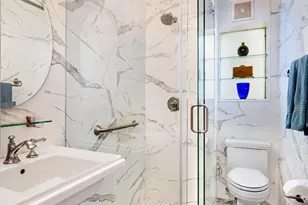 135 E 74th St, New York City, NY 10021 - Photo 10