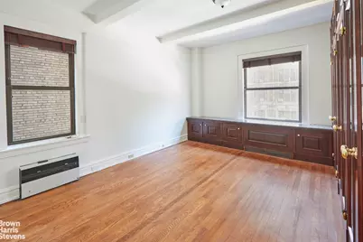 135 E 74th Street #3C, New York City, NY 10021 - Photo 6