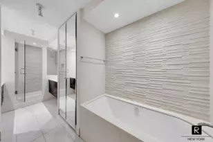 330 E 38th St, New York City, NY 10016 - Photo 10