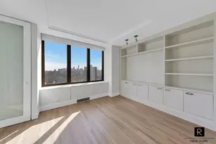 330 E 38th St, New York City, NY 10016 - Photo 8
