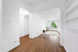 205 W 95th St, New York City, NY 10025 - Photo 2