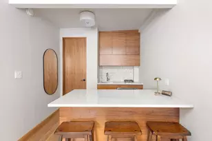 22 Cornelia St, New York, NY 10014 - Photo 2