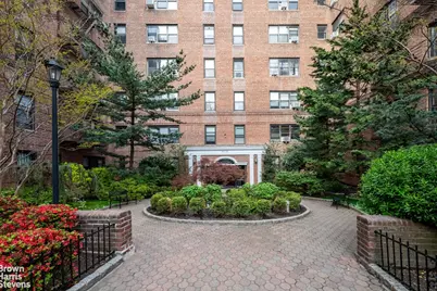67-35 Yellowstone Boulevard #2B, New York City, NY 11375 - Photo 12