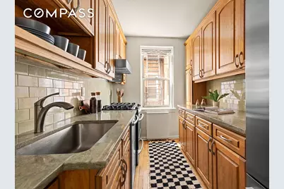 70 Riverside Drive #2E, New York City, NY 10024 - Photo 4