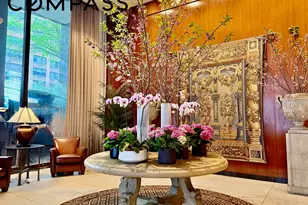 300 E 40th St, New York City, NY 10016 - Photo 6