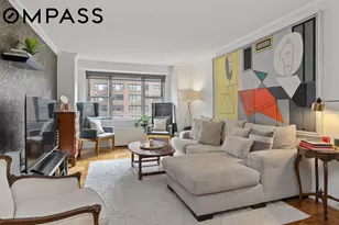 300 E 40th St, New York City, NY 10016 - Photo 1
