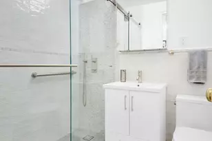 123 E 37th St, New York City, NY 10016 - Photo 10