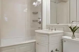 188 E 76th St, New York City, NY 10021 - Photo 8