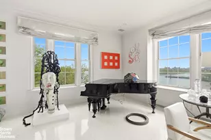10 Gracie Square, New York City, NY 10028 - Photo 4