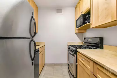 280 Rector Place #8C, New York, NY 10280 - Photo 2