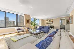 300 E 85th St, New York City, NY 10028 - Photo 4
