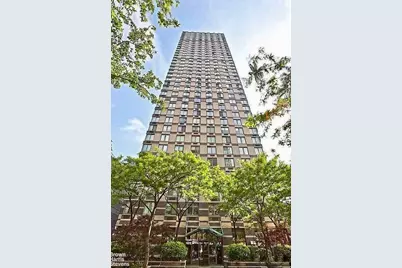 300 E 85th Street #2705, New York, NY 10028 - Photo 16