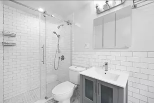 56 Jane St, New York City, NY 10014 - Photo 4