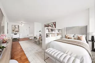 77 W 55th St, New York City, NY 10019 - Photo 2