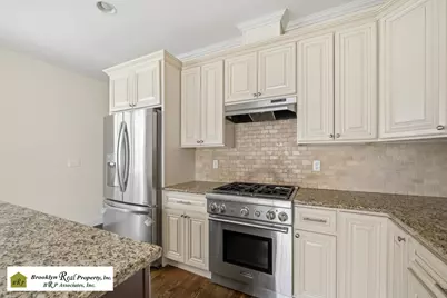 32 Wild Avenue, New York City, NY 10314 - Photo 6