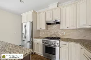 32 Wild Ave, New York City, NY 10314 - Photo 6