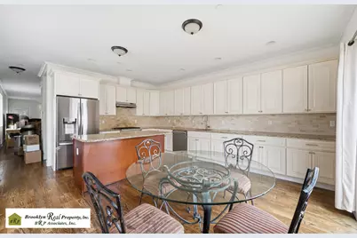 32 Wild Avenue, New York City, NY 10314 - Photo 4