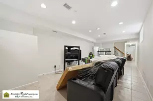 32 Wild Ave, New York City, NY 10314 - Photo 30