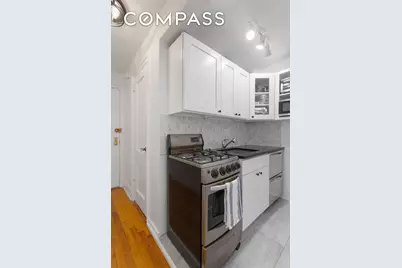 235 W 102nd Street #5W, New York, NY 10025 - Photo 4