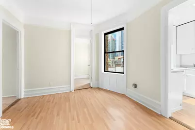 411 W 44th Street #25, New York, NY 10036 - Photo 8