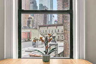 411 W 44th St, New York City, NY 10036 - Photo 6