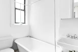 411 W 44th St, New York City, NY 10036 - Photo 14