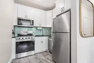 661 10th Ave, New York City, NY 10036 - Photo 6