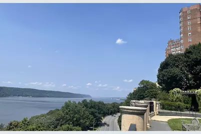 140 Cabrini Boulevard #103, New York City, NY 10033 - Photo 10