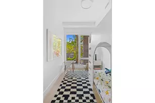 373 Rutland Rd, New York City, NY 11225 - Photo 8