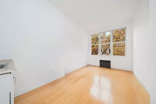 336 W 19th St, New York City, NY 10011 - Photo 8