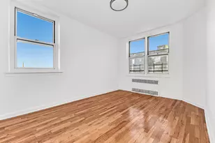 67-30 Clyde St, New York City, NY 11375 - Photo 16