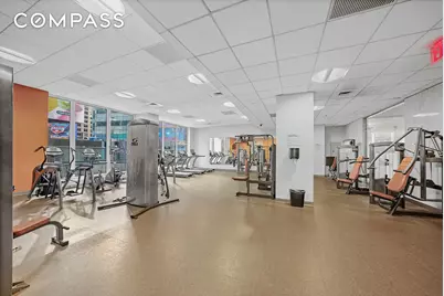 1600 Broadway #19F, New York City, NY 10019 - Photo 10