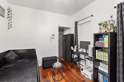 21-05 33rd Street 21-58 35th St. #4G, Astoria, NY 11105 - Photo 4