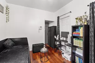 21-05 33rd St, Astoria, NY 11105 - Photo 4