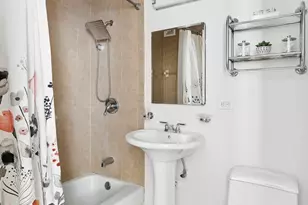 130 W 67th St, New York, NY 10023 - Photo 6