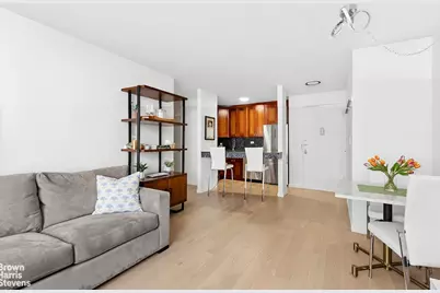 130 W 67th Street #9C, New York, NY 10023 - Photo 2
