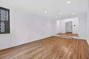 915 E 17th St, New York City, NY 11230 - Photo 4