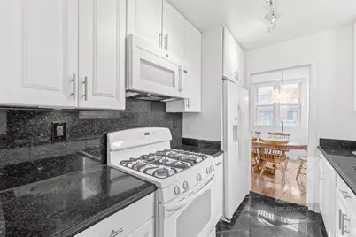 201 E 36th Street #19B, New York City, NY 10016 - Photo 6