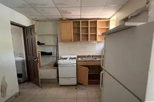 90 Jackie Robinson Pkwy, New York City, NY 11207 - Photo 10