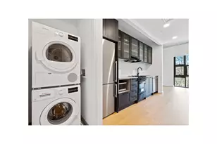 860 Lorimer St, Brooklyn, NY 11222 - Photo 2