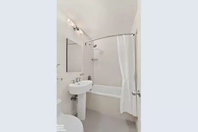 301 E 22nd Street #7S, New York, NY 10010 - Photo 4