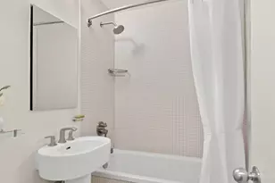 301 E 22nd St, New York, NY 10010 - Photo 4